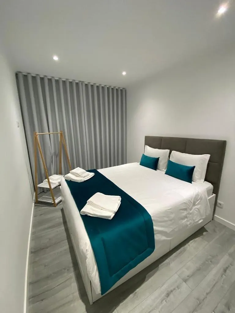 White House Apartment Queluz